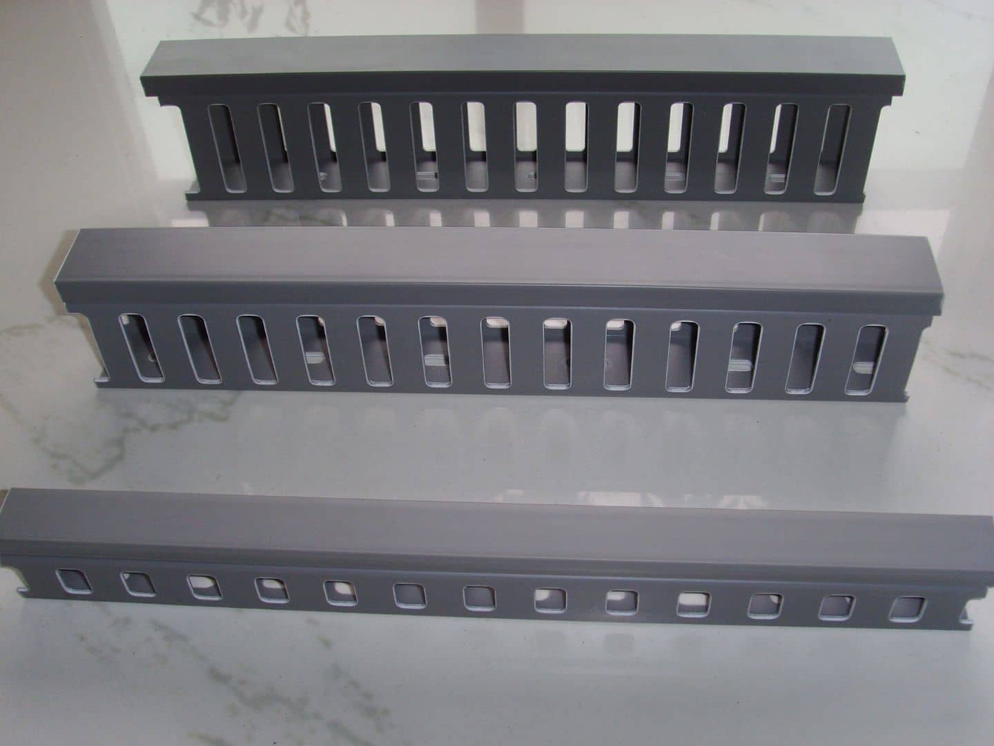 Slot Wiring Duct B structure stand view